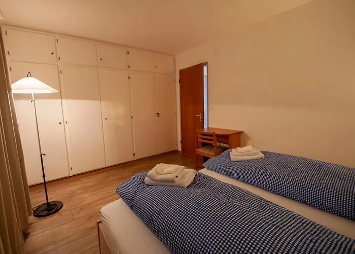 Haus Matten, Gant 公寓 *